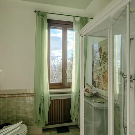 In Marche With Pool & Mountain Views Villa