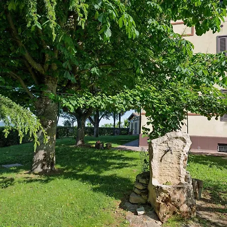 In Marche With Pool & Mountain Views Tolentino